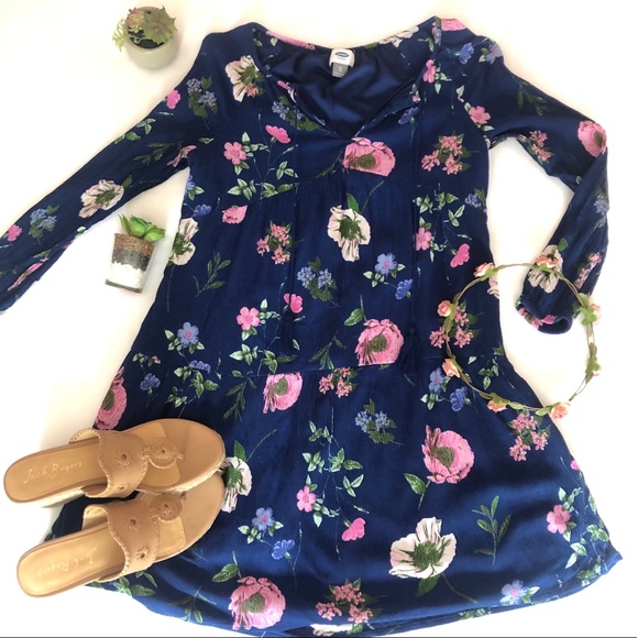 Old Navy Dresses & Skirts - Old Navy Boho Floral Swing Dress